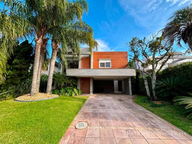 Casa em condomínio à venda em Condomínio Bosques de Atlântida, Xangri-Lá em Condomínio Bosques de Atlântida, Xangri-Lá