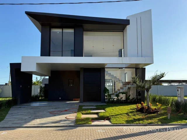 Casa em condomínio à venda em Condomínio Amare Home Resort, Xangri-Lá