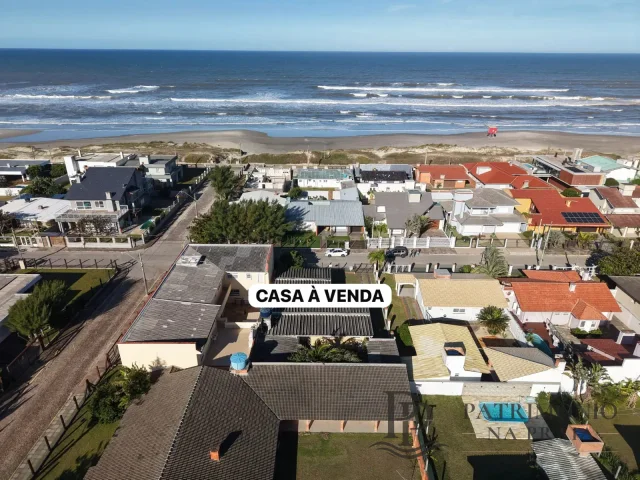 CASA EM ATLÂNTIDA