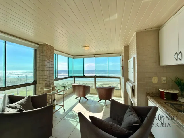 APARTAMENTO À VENDA em Navegantes, Capão da Canoa