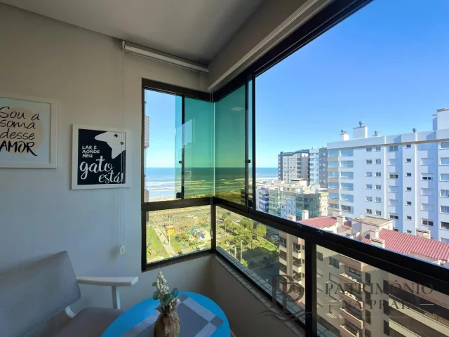 APARTAMENTO À VENDA