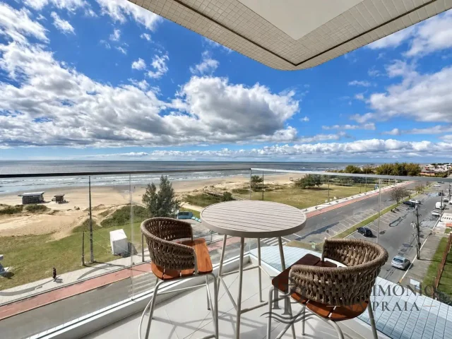 APARTAMENTO À VENDA em Navegantes, Capão da Canoa