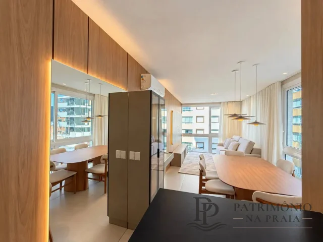 APARTAMENTO À VENDA