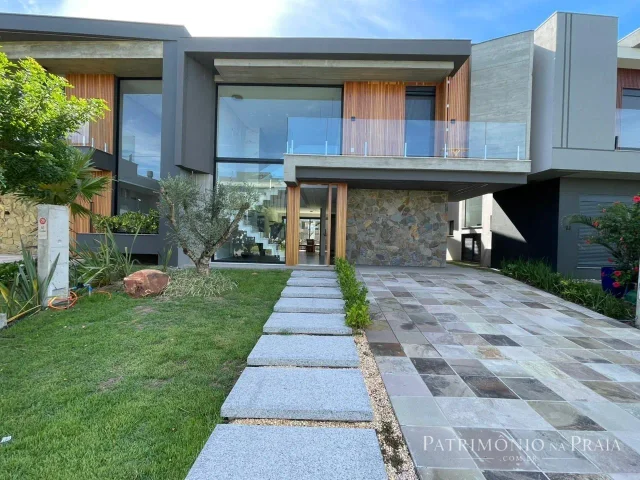 Casa em condomínio à venda em Condomínio Sunset, Xangri-Lá